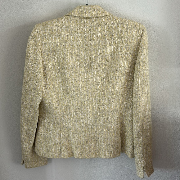 Anne Klein 2 Piece skirt Suit - Picture 8 of 12